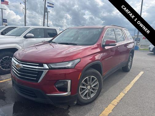 Radiant Red Tintcoat 2023 Chevrolet Traverse LT Cloth