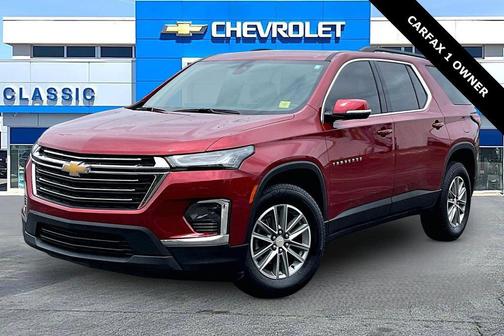 Radiant Red Tintcoat 2023 Chevrolet Traverse LT Cloth