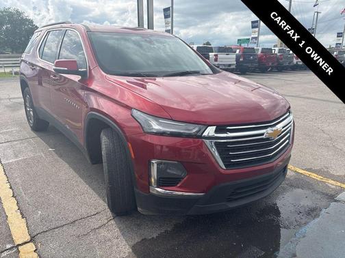 Radiant Red Tintcoat 2023 Chevrolet Traverse LT Cloth