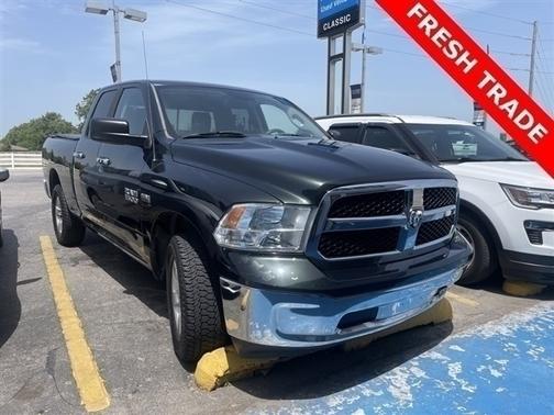 Photo 1 of 11 of 2015 RAM 1500 SLT