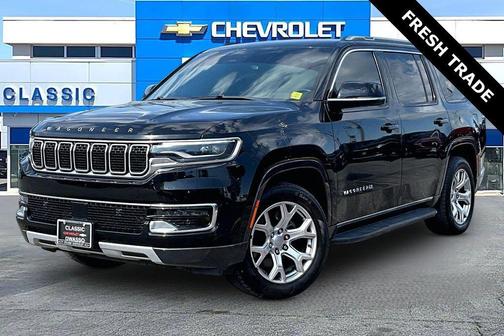 Diamond Black Crystal Pearlcoat 2022 Jeep Wagoneer Series II 4x2