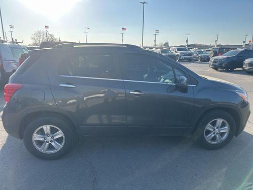 Nightfall Gray Metallic 2020 Chevrolet Trax LT