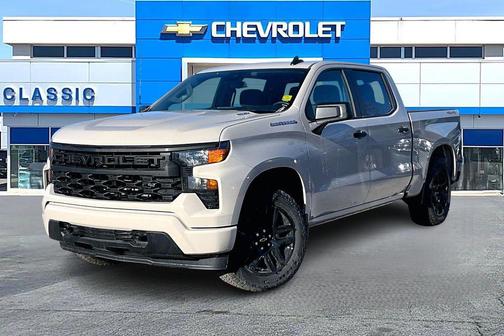 White Sands 2026 Chevrolet Silverado 1500 Custom