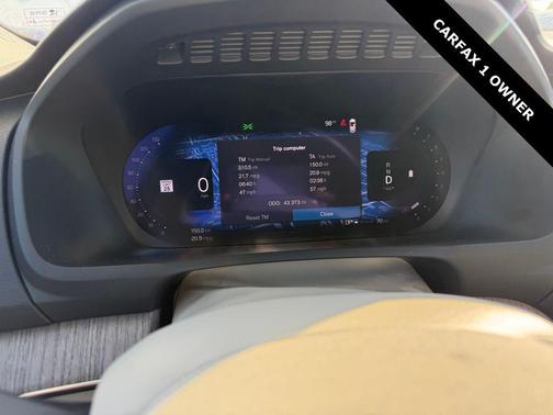 2024 Volvo XC90 B6 Plus Bright Theme 7-Seater