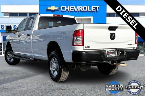 2023 RAM 3500 Tradesman Crew Cab 4x4 8' Box