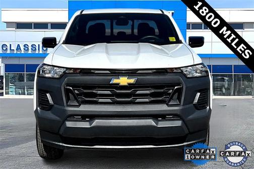 2024 Chevrolet Colorado WT