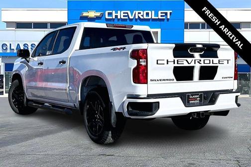 2023 Chevrolet Silverado 1500 Custom