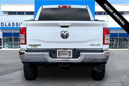 2021 RAM 2500 Big Horn Crew Cab 4x4 6'4' Box