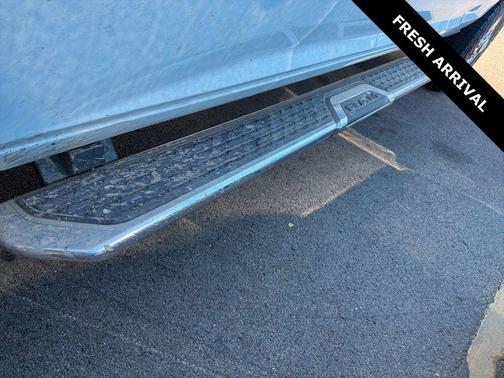 Bright White Clearcoat 2021 RAM 2500 Big Horn Crew Cab 4x4 6'4' Box