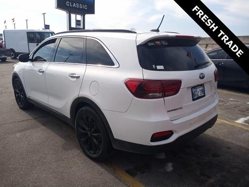 2019 Kia Sorento S