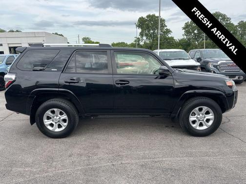 Midnight Black Metallic 2021 Toyota 4Runner SR5