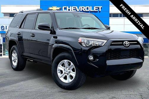 Midnight Black Metallic 2021 Toyota 4Runner SR5