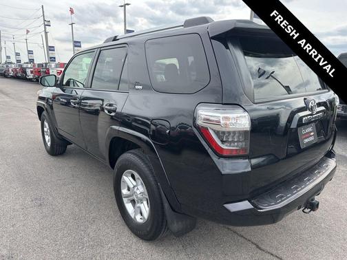 Midnight Black Metallic 2021 Toyota 4Runner SR5