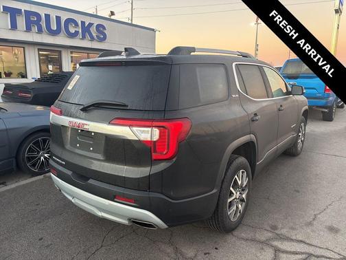 2023 GMC Acadia FWD SLE