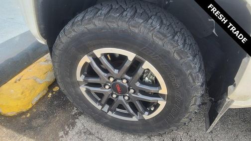 Ice Cap 2024 Toyota Tacoma TRD Sport