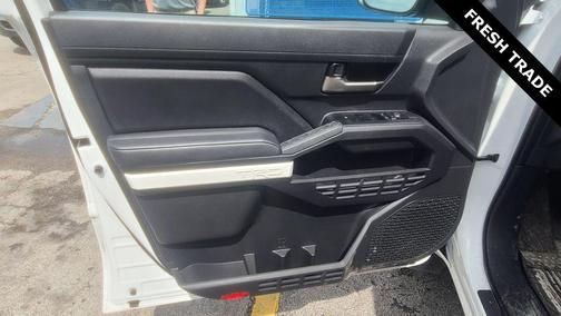 Ice Cap 2024 Toyota Tacoma TRD Sport