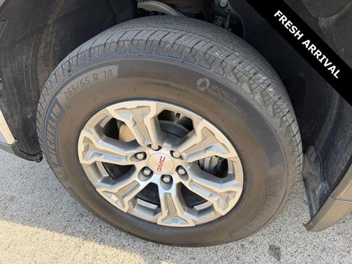 Sterling Metallic 2023 GMC Sierra 1500 SLT