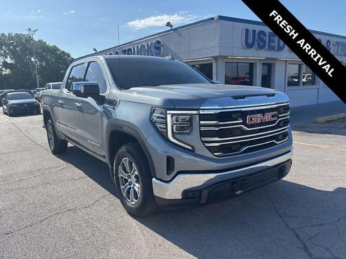 Sterling Metallic 2023 GMC Sierra 1500 SLT