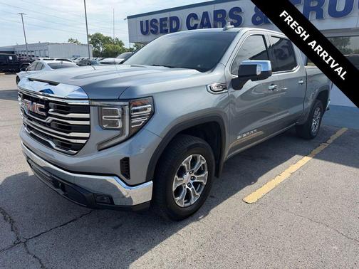 Sterling Metallic 2023 GMC Sierra 1500 SLT