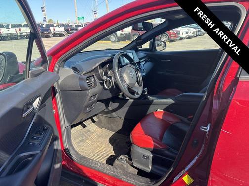 2018 Toyota C-HR XLE Premium