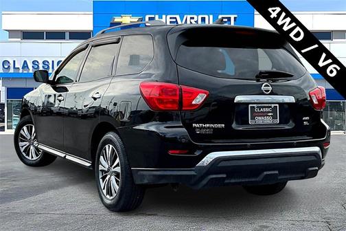 2019 Nissan Pathfinder SL