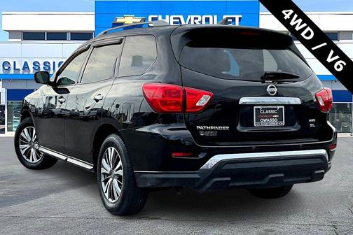 2019 Nissan Pathfinder SL