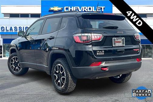 2024 Jeep Compass Trailhawk