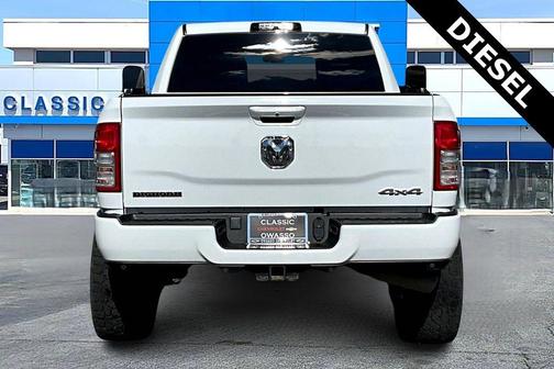 2021 RAM 2500 Big Horn Crew Cab 4x4 6'4' Box