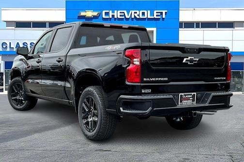 2026 Chevrolet Silverado 1500 Custom