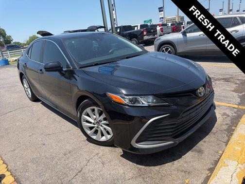 Midnight Black Metallic 2021 Toyota Camry LE