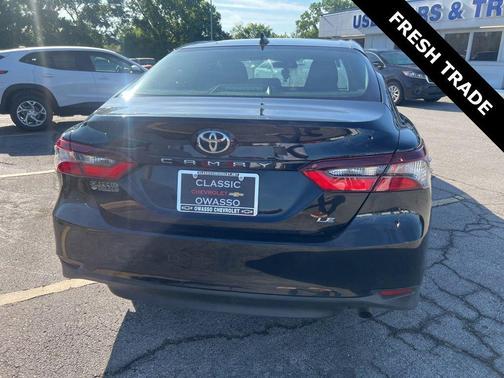 Midnight Black Metallic 2021 Toyota Camry LE