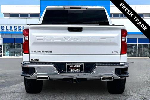 Iridescent Pearl Tricoat 2024 Chevrolet Silverado 1500 LTZ