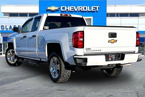 2017 Chevrolet Silverado 1500 Custom