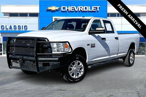 2018 RAM 2500 Tradesman Crew Cab 4x4 8' Box