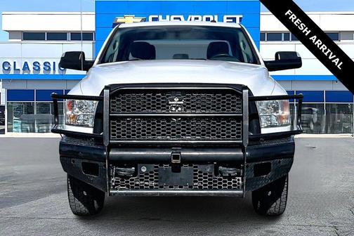 2018 RAM 2500 Tradesman Crew Cab 4x4 8' Box