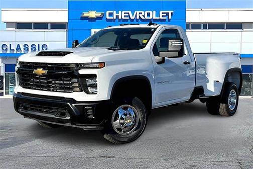 2026 Chevrolet Silverado 3500 WT