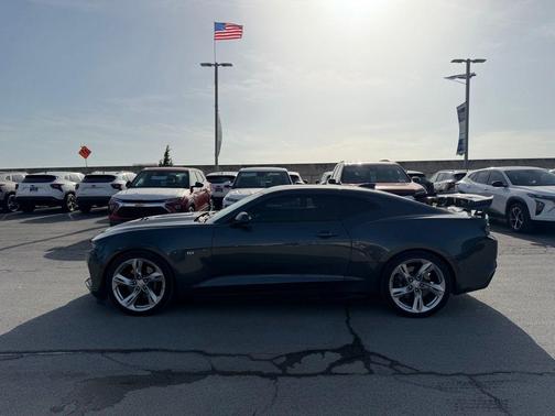 Shadow Gray Metallic 2022 Chevrolet Camaro 1SS