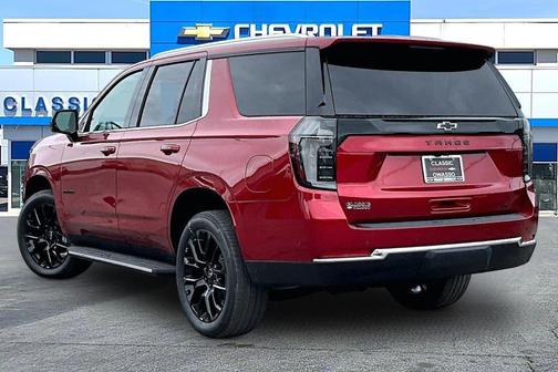 Radiant Red Tintcoat 2026 Chevrolet Tahoe LT