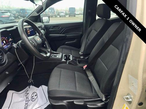 2024 Chevrolet Colorado WT