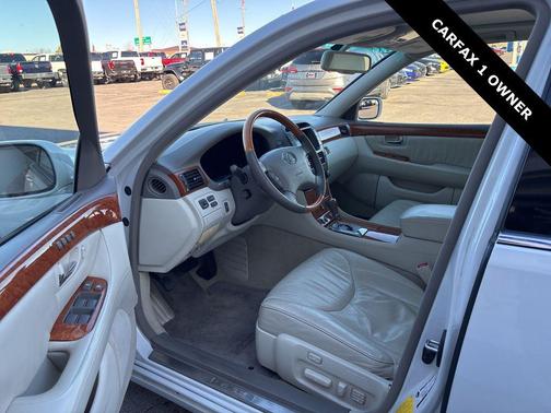 2004 Lexus LS 430 Base