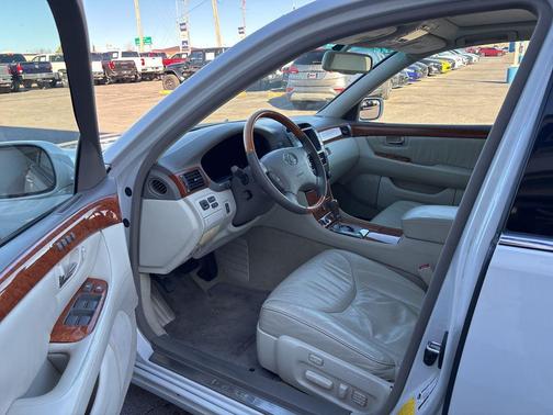 2004 Lexus LS 430 Base