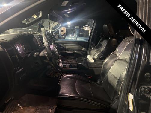 2019 RAM 3500 Limited Crew Cab 4x4 8' Box