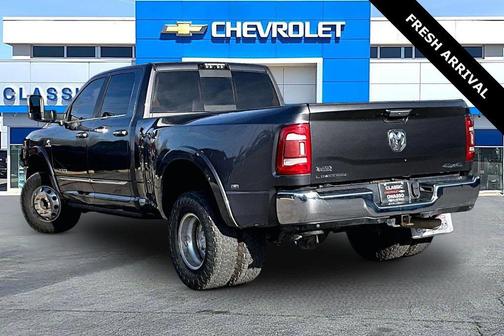 2019 RAM 3500 Limited Crew Cab 4x4 8' Box
