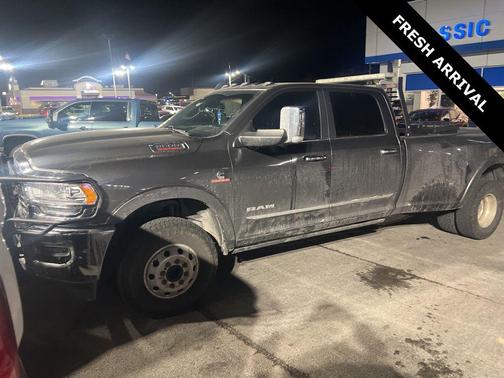 2019 RAM 3500 Limited Crew Cab 4x4 8' Box