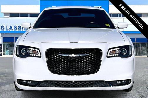 2019 Chrysler 300 S