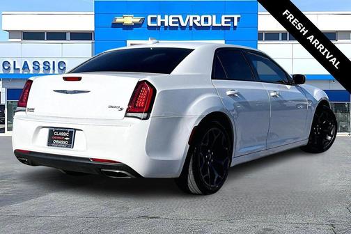 2019 Chrysler 300 S
