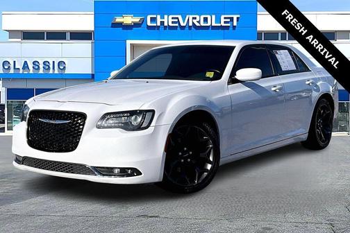 2019 Chrysler 300 S