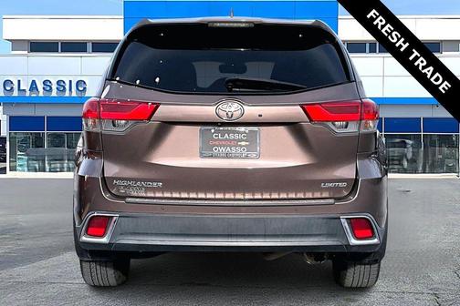 2017 Toyota Highlander Limited