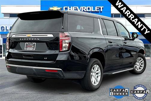 2024 Chevrolet Suburban LT