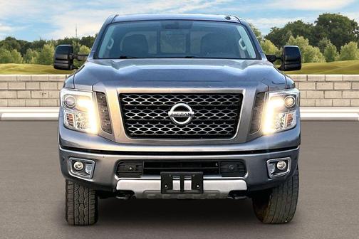 Gun Metallic 2016 Nissan Titan XD SL